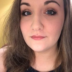 Meet your Posher, Paige